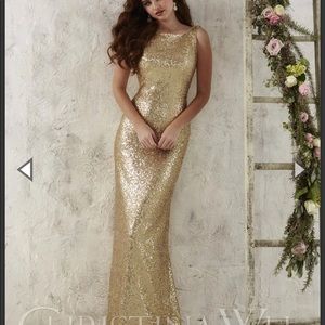 Full length open back gold sequin dress - Prom